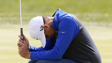 Golfist Nick Watney prvi športnik v ZDA, ki je zbolel sredi tekmovanja