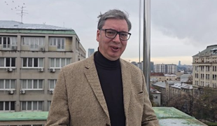 Vučićev nenavaden govor: "Ni predaje. Življenje je borba." #video