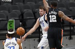 Luka Dončić odgovarja z veličastno predstavo