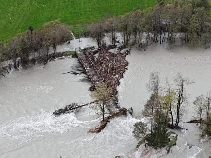 Kamp Šobec. Poplave. | Foto: Gasilci Lesce