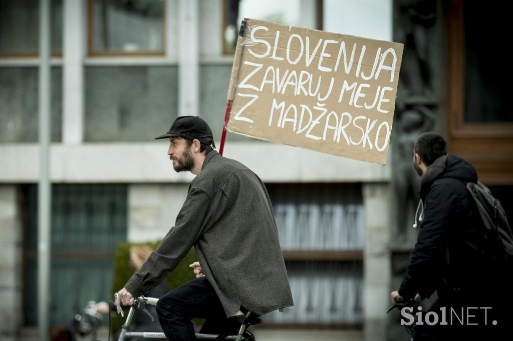 Protesti s kolesi