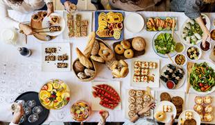 Brunch: obrok, ki so ga izumili za zdravljenje mačka