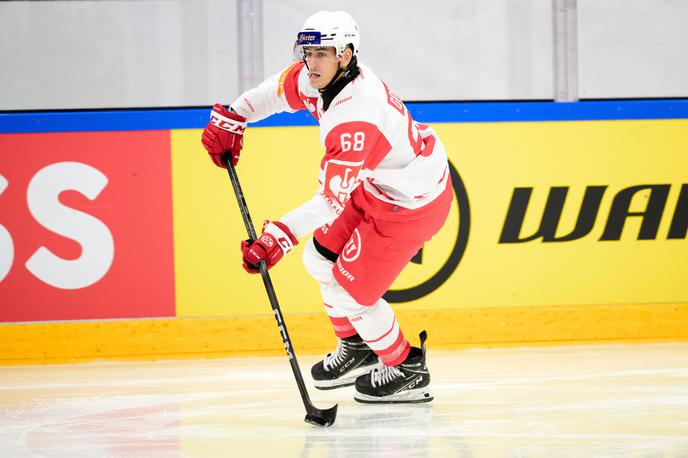 Luka Gomboc, EC KAC | Luka Gomboc je ob torkovi zmagi Celovca v Linzu v drugi minuti zadel za vodstvo z 1:0, nato pa podal za 2:0. Korošci so odpeljali zmago, h kateri je tudi drugi slovenski napadalec Jan Muršak prispeval zadetek in podajo. | Foto Guliverimage