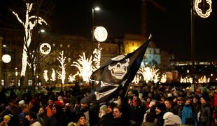 V Budimpešti najbolj množični protesti proti Orbanu