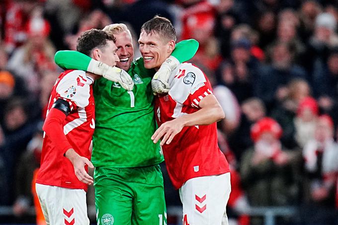 Kapetan Kasper Schmeichel je očetu Petru Schmeichlu, legendarni Danec bo v soboto praznoval 60. rojstni dan, podaril imenitno darilo za velik življenjski jubilej. | Foto: Guliverimage