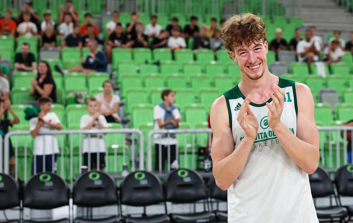 Cedevita Olimpija Žiga Daneu | Žiga Daneu je odločen, da se dokaže ter si izbori prve minute v ligi ABA in EuroCupu. | Foto www.alesfevzer.com