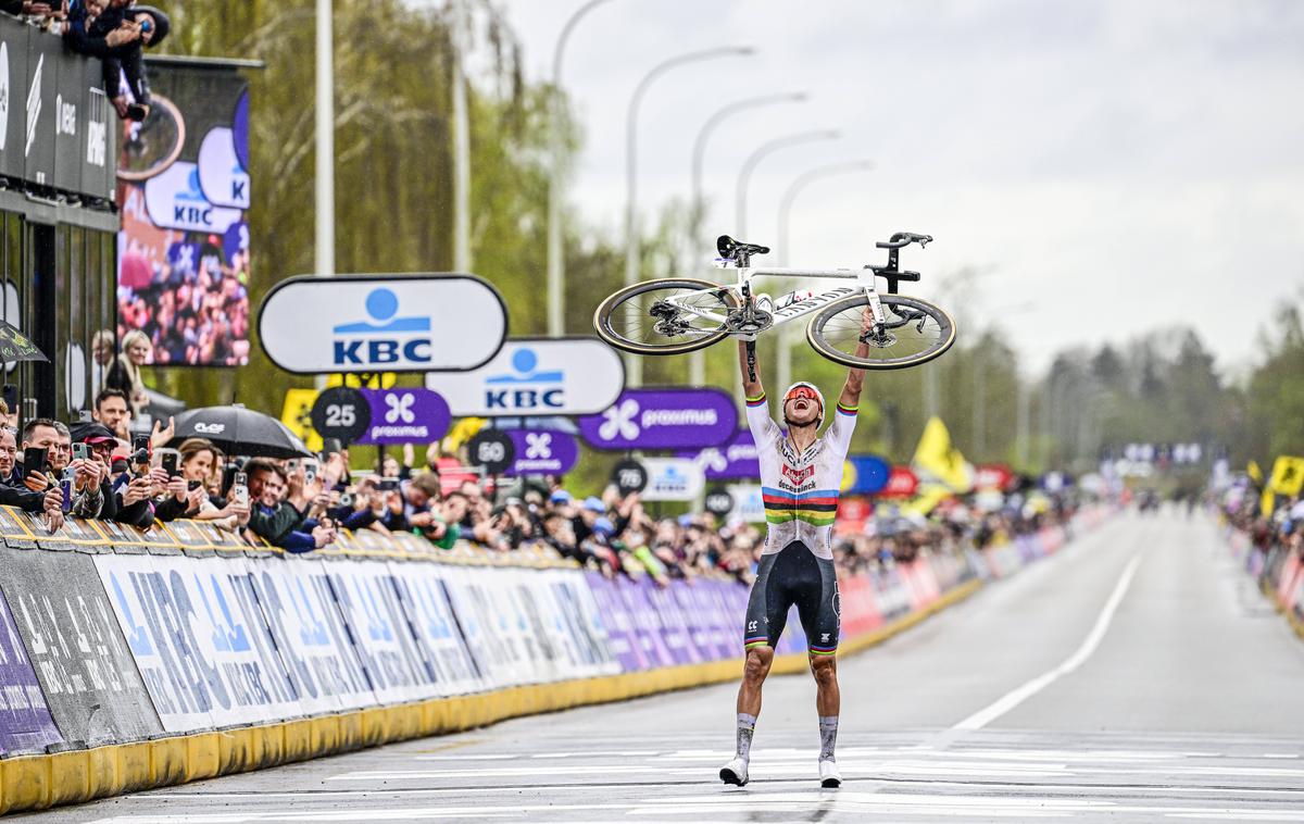 Mathieu van der Poel, Dirka po Flandriji 2024 | Mathieu van der Poel je zmagovalec 108. Dirke po Flandriji. | Foto Guliverimage