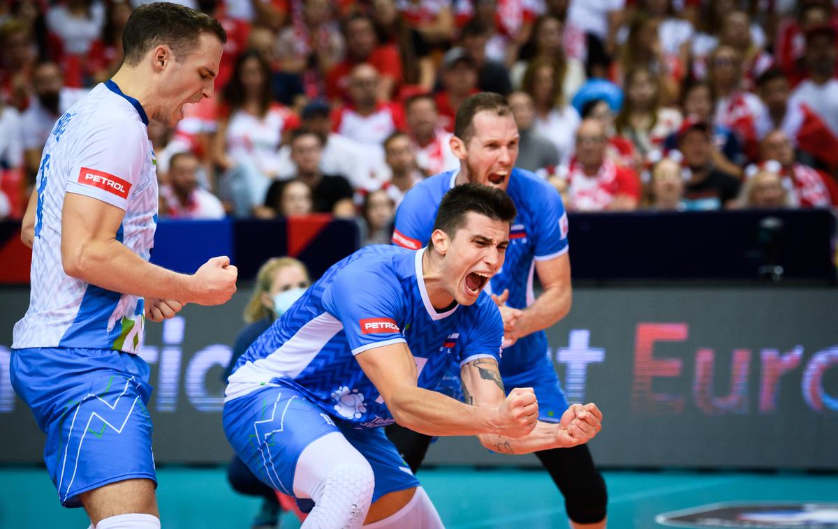 Slovenska odbojkarska reprezentanca | Slovenski odbojkarji se bodo danes v finalu proti Italiji borili za svoj prvi naslov evropskih prvakov. | Foto CEV