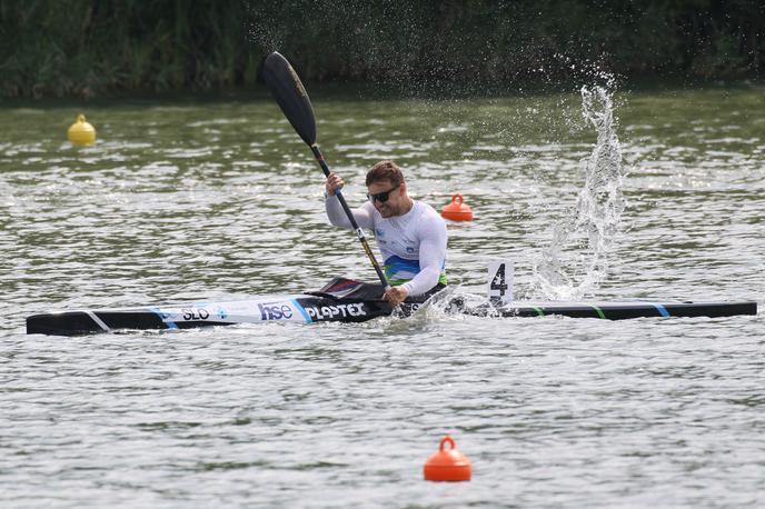 Rok Šmit | "Je nekaj grenkega priokusa, želel sem si kolajne," po v finalu svetovnega prvenstva v sprintu na mirnih vodah za mladince in mlajše člane pravi kajakaš Rok Šmit. | Foto Nina Jelenc