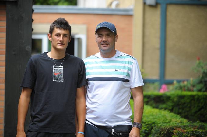 Bernard se je na sodišču postavil v bran svojemu očetu Johnu. | Foto: Guliverimage/Vladimir Fedorenko