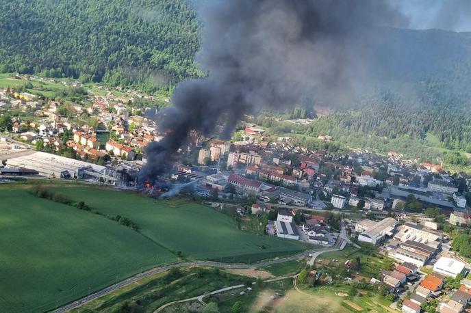 Melamin | Pitno vodo bodo pripeljali s cisternami.  | Foto Gasilska enota Ribnica, Robert Latin