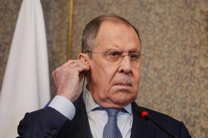 Sergej Lavrov | "Opažamo, da Ukrajina prejema vedno več zahodnega orožja, ki je vedno boljše kakovosti," je dejal Lavrov. | Foto Reuters