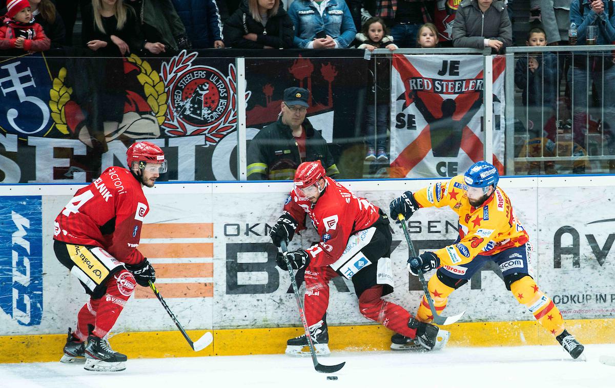 HDD Jesenice Asiago 4. tekma finala Alpske lige | Jeseničani niso izkoristili zaključnega ploščka za prvaka Alpske lige. Ta bo znan v torek v Asiagu. | Foto Peter Podobnik/Sportida