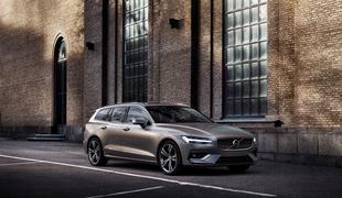 Novi volvo V60: Švedi mečejo žogico Nemcem