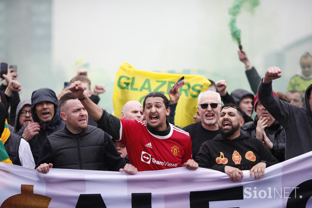 Manchester United navijači protest