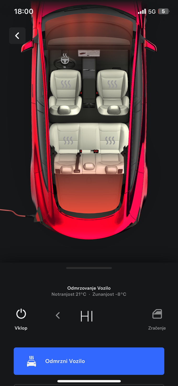 Zagon segrevanja avtomobila prek aplikacije. | Foto: Gregor Pavšič