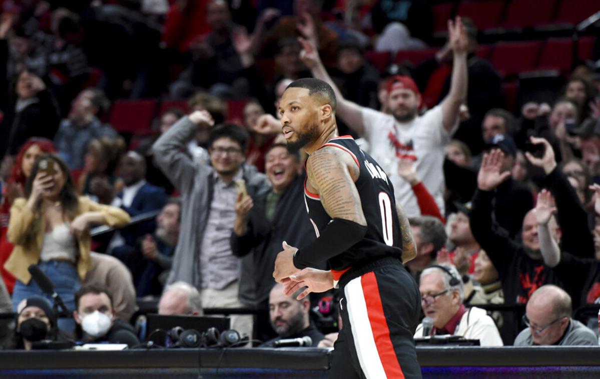 Damian Lillard | Damian Lillard je pisal zgodovino na srečanju proti Houston Rockets. | Foto Guliverimage/AP