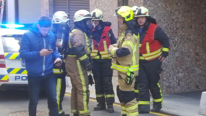 Požar je že pogašen, so sporočili s kranjske policijske uprave. | Foto: Igor Krmelj