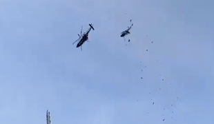 Med trčenjem dveh helikopterjev umrlo deset ljudi #video