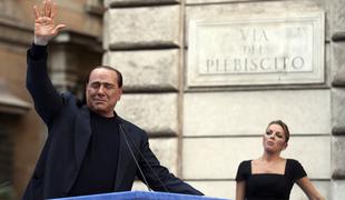 Presenečenje v Italiji: se Berlusconi vrača?