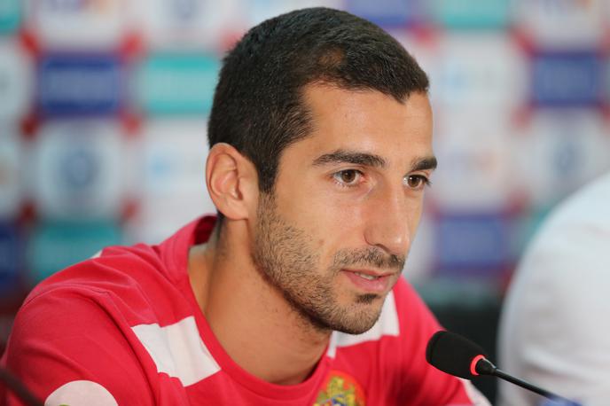 Henrikh Mkhitaryan | Henrikh Mkhitaryan nekaj časa ne bo mogel pomagati Romi in armenski reprezentanci. | Foto Reuters