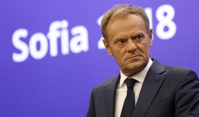 Predsednik Evropskega sveta Donald Tusk je pred današnjim vrhom izrazil pričakovanje, da bo Mayeva predstavila konkretne predloge za izhod iz slepe ulice, v kateri so se znašla pogajanja. | Foto: 