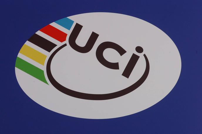 UCI ligo | Mednarodna kolesarska zveza (Uci) je na seji upravnega odbora v francoskem Arrasu kolesarjem prepovedala vdihavanje ogljikovega monoksida.  | Foto Guliverimage