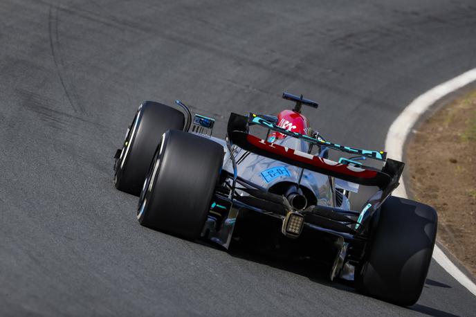 Zandvoort Russell Mercedes | George Russell v enem od nagnjenih zavojev na stezi v Zandvoortu | Foto Guliver Image