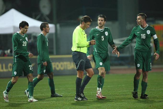 Boštjan Cesar ni bil zadovoljen z odločitvijo sodnika, ki je prestrogo dosodil kazenski udarec v korist Danske. | Foto: Vid Ponikvar