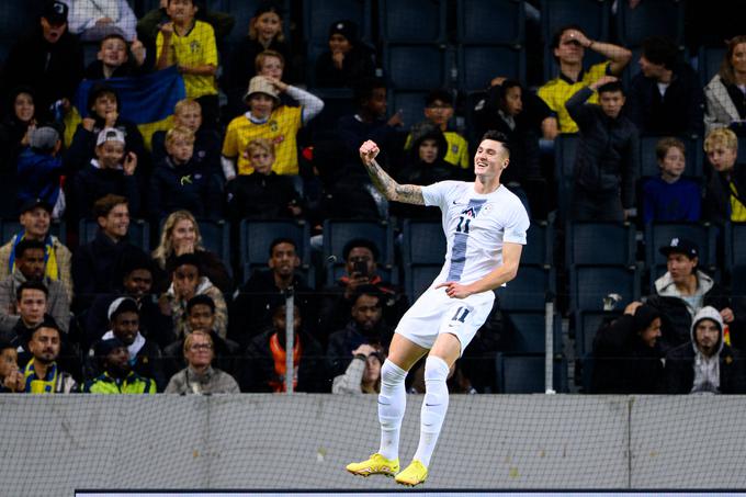 Benjamin Šeško je na Švedskem dosegel enega najlepših zadetkov v zgodovini slovenske reprezentance. | Foto: AP / Guliverimage