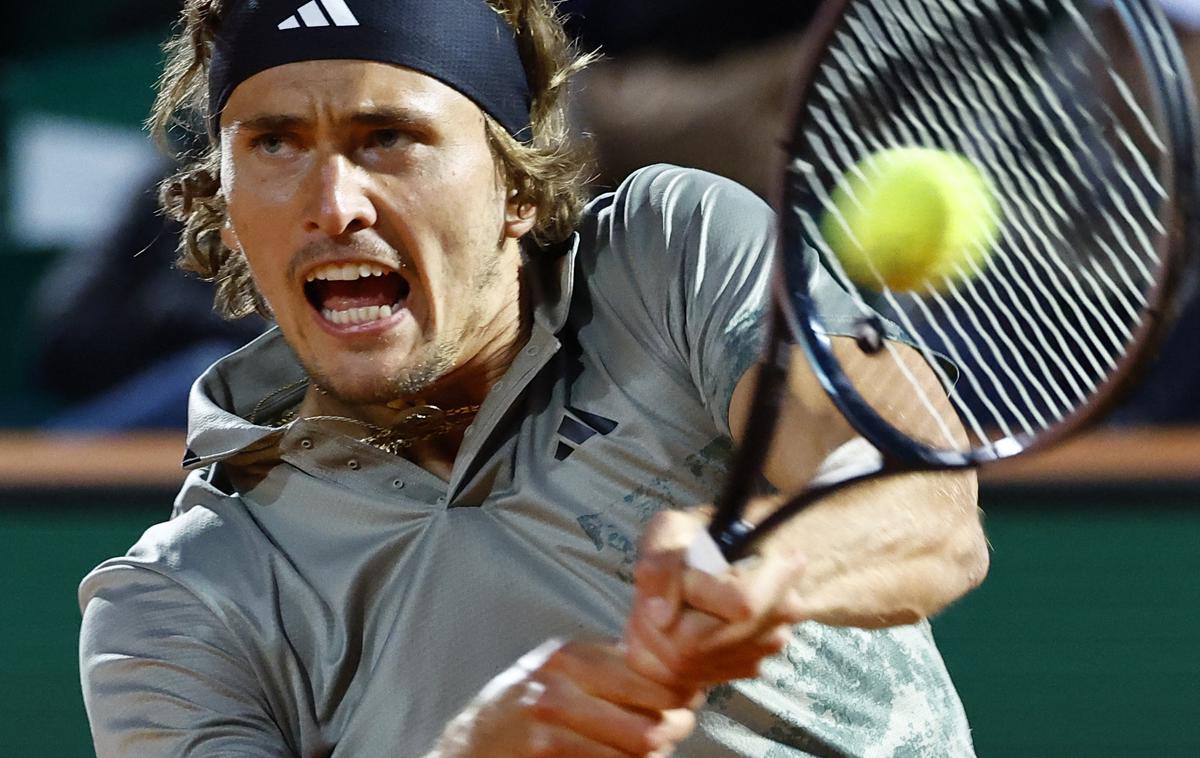 Alexander Zverev | Alexander Zverev je izpadel v drugem krogu Münchna. | Foto Reuters