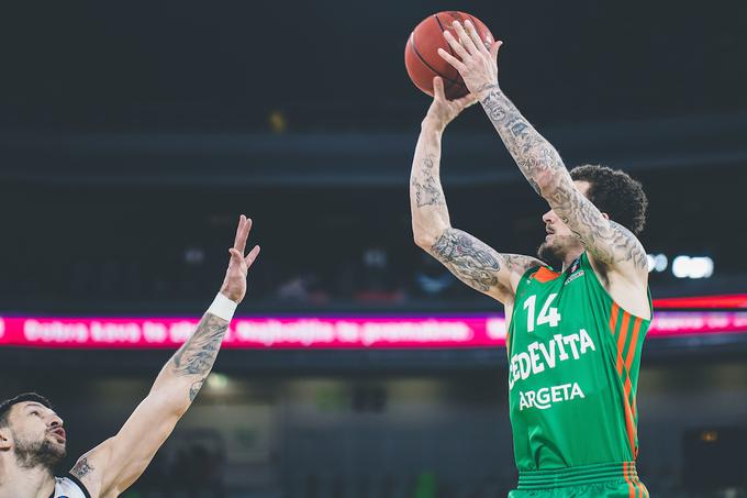 Josh Adams je dosegel 15 točk. | Foto: Grega Valančič/Sportida