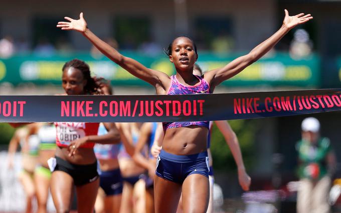 Olimpijska prvakinja Faith Kipyegon je upravičila vlogo favortinje v teku na 1500 metrov. | Foto: Getty Images