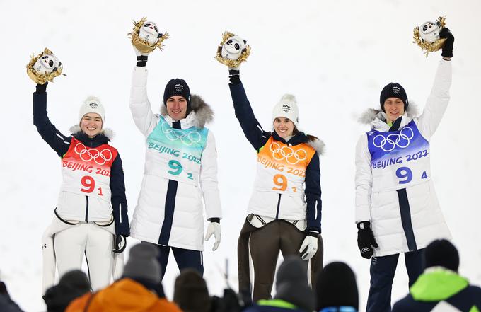 Zlata medalja na tekmi mešanih ekip na OI v Pekingu 2022 | Foto: Guliverimage