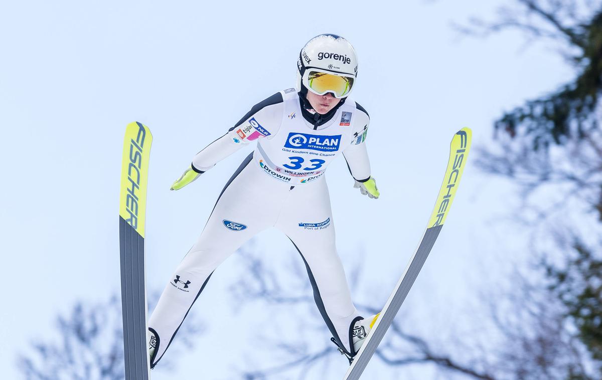 Ema Klinec | Ema Klinec se je v drugi seriji rešila padca. Če ne bi imela težav ob doskoku, bi zmagala, tako pa je bila tretja, kar je nov lep dosežek zanjo. | Foto Guliverimage