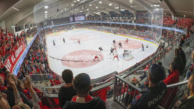 Celovec je odigral prvo tekmo v prenovljeni dvorani in izgubil z Linzem (3:5). | Foto: Guliverimage/Vladimir Fedorenko