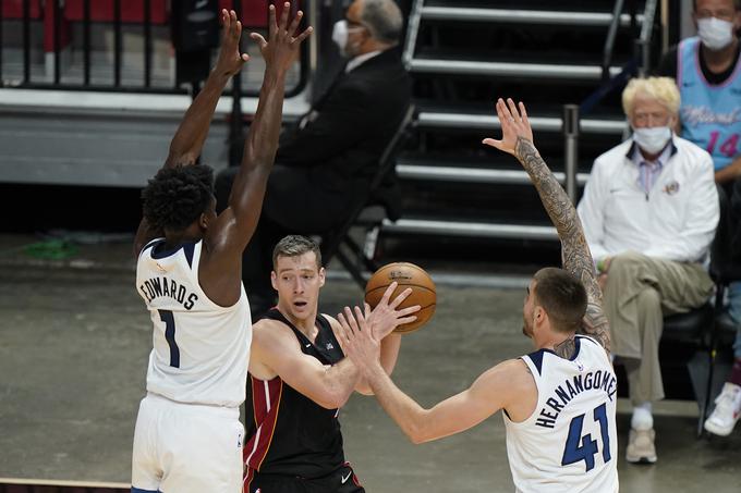 Košarkarji Miamija so s 121:112 strli odpor Minnesote Timberwolves in napredovali na šesto mesto vzhodne konference. Goran Dragić je v 32 minutah dosegel 23 točk, štiri skoke in tri asistence. | Foto: Guliverimage/Vladimir Fedorenko