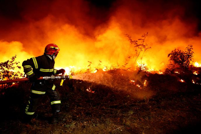 Požar v Franciji | Medtem ko se razmere v Franciji in Španiji umirjajo, se v Italiji še vedno širi najmanj 25 požarov. | Foto Reuters