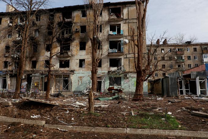 Ruska okupacijska vojska je imela v Avdijivki prednost predvsem zaradi močnega topništva. | Foto: Reuters