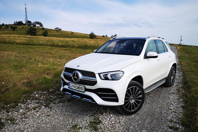 Mercedes GLE | Z novim mercedes-benzom GLE po makadamski cesti do koče in oddajnika na vrhu Slavnika. | Foto Gregor Pavšič