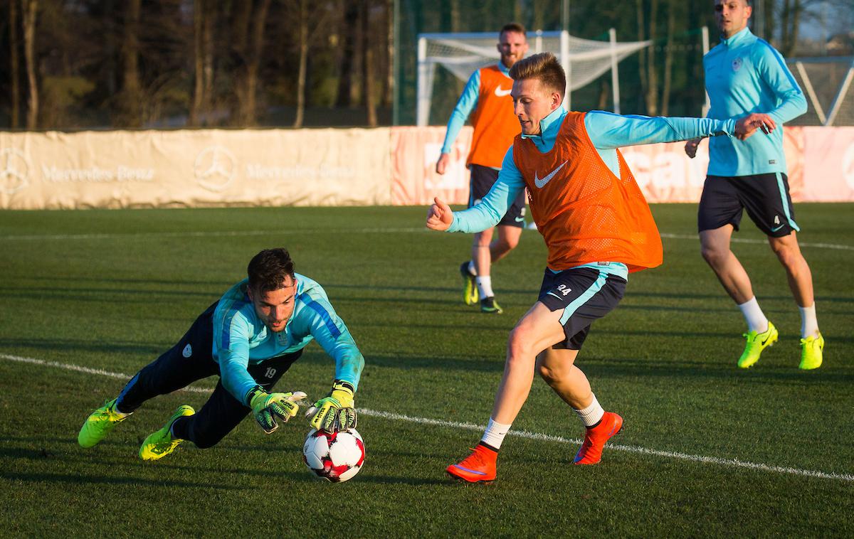 Jan Koprivec | Vratar Jan Koprivec se seli na Škotsko. | Foto Žiga Zupan/Sportida