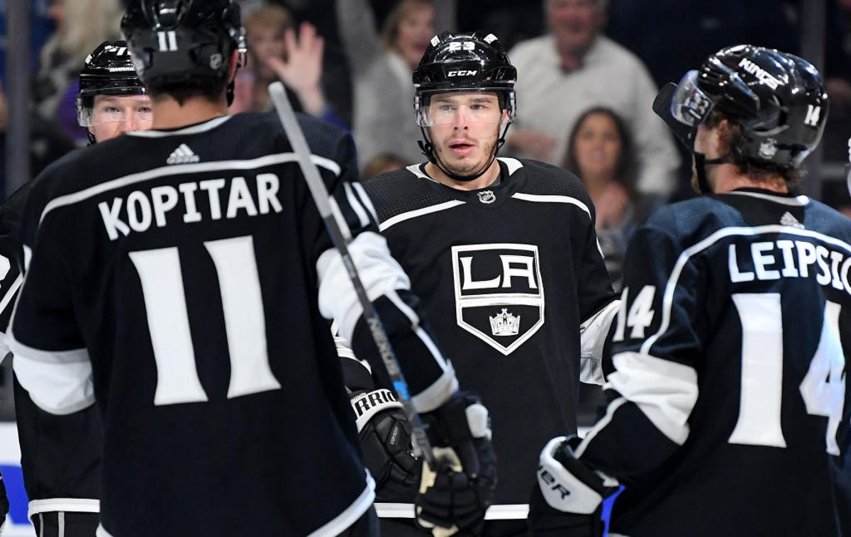 Anže Kopitar | Kralji z Anžetom Kopitarjem so dokončno izpadli iz boja za končnico v ligi NHL. | Foto Gulliver/Getty Images