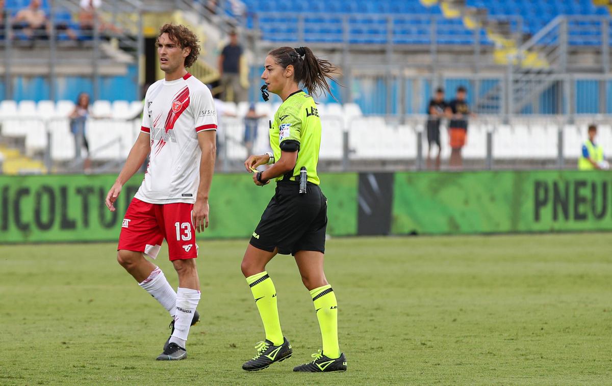 Maria Sole Ferrieri Caputi | Maria Sole Ferrieri Caputi bo konec tedna kot prva ženska delila pravico v serie A. | Foto Guliverimage