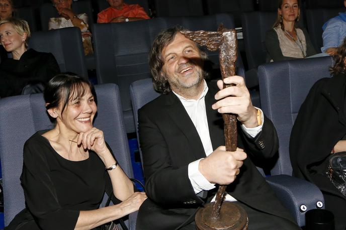 Kusturica Febiofest | Emir Kusturica ob prejemu nagrade na praškem filmskem festivalu Febiofest | Foto Guliverimage/AP