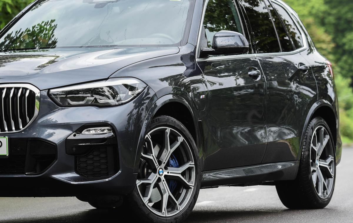 BMW X3 in X5 | Fotografija je simbolična. | Foto Gašper Pirman