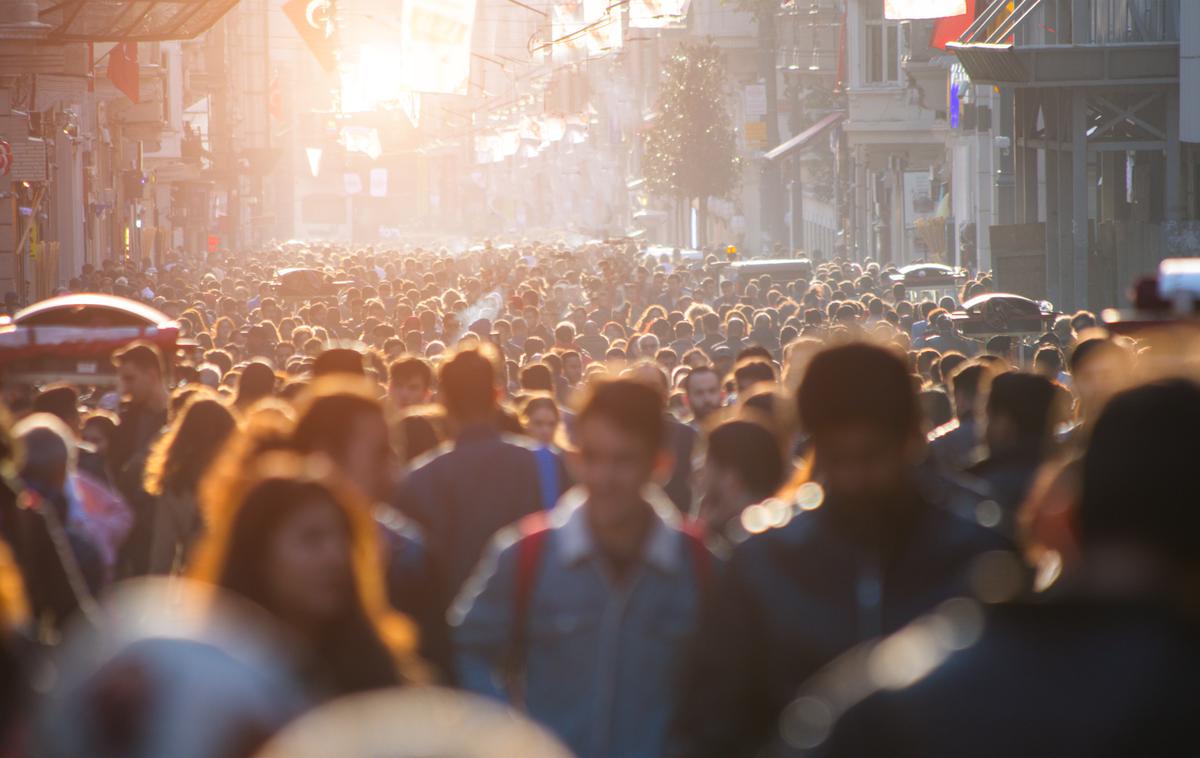 Ulica. Ljudje. | Foto Getty Images