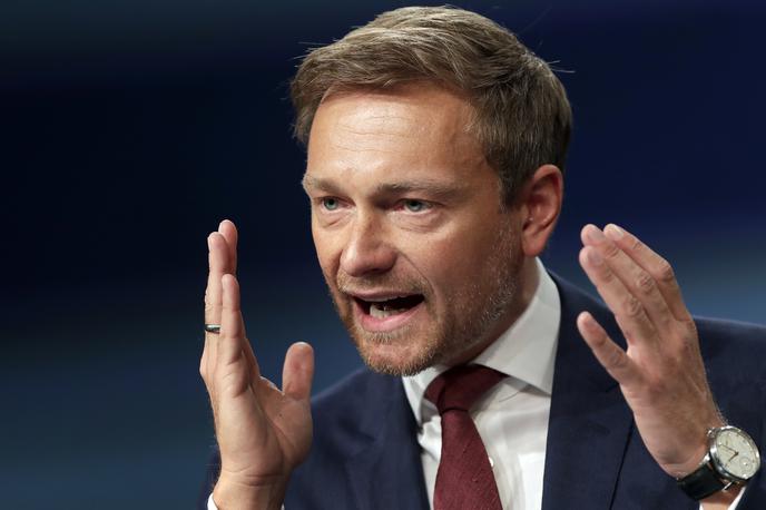 Christian Lindner | Predsednik FDP (sl. Stranka svobodnih demokratov) Christian Lindner ima po trenutnih javnomnenjskih anketah v svojih rokah ključ do naslednje nemške vladne koalicije, ki se bo oblikovala po jesenskih volitvah. Omenjajo ga tudi kot novega nemškega finančnega ali zunanjega ministra. | Foto Guliverimage