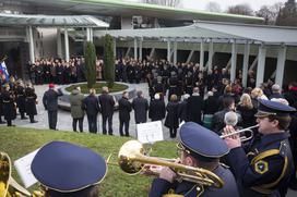 Pogreb slovenskega politika, pravnika in gospodarstvenika Janeza Zemljariča z vojaškimi častmi.