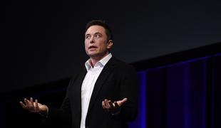 Elon Musk bi se lotil alkohola, prihaja tekila Teslaquila