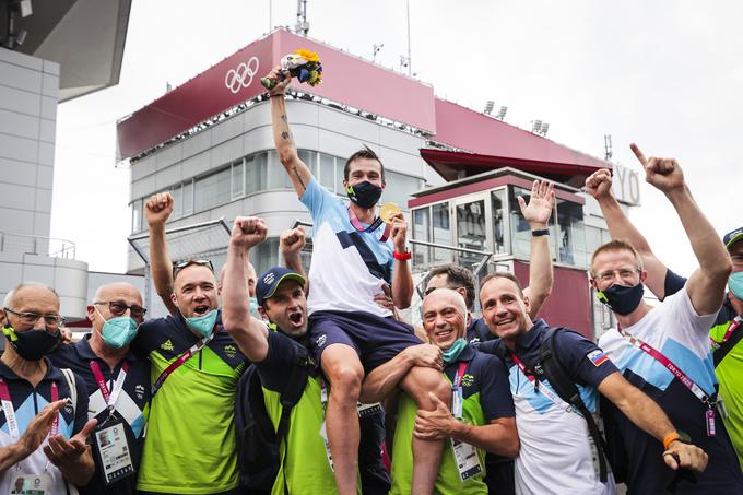 Primož Roglič, ki je na olimpijskih igrah v Tokiu postal olimpijski prvak v vožnji na čas, na svetovnem prvenstvu ne bo nastopil v tej disciplini, bo pa tekmoval na cestni dirki.  | Foto: Anže Malovrh/STA